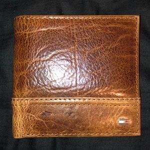 Tommy Hilfiger wallet